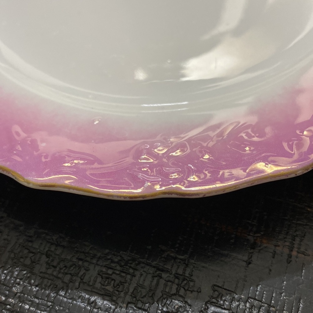 Antique Pink Embossed Rim 8” Porcelain Lustreware Plate - Elegant Home Dining! - Picture 2 of 3
